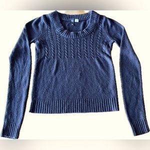 H&M’s Preppy Black Sweater